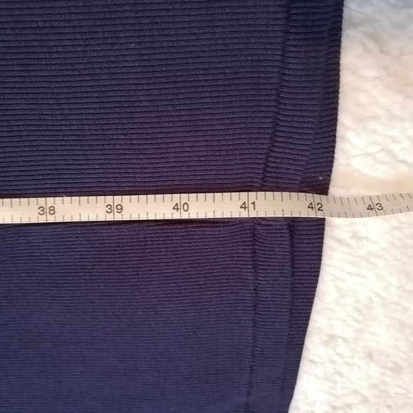 Navy blue midi body con knit dress - Picture 6 of 10